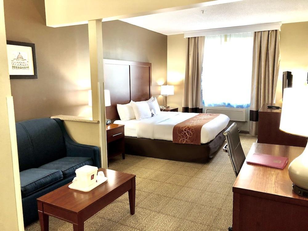 Quality Suites Waldorf Eksteriør billede